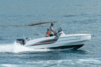 Hyra båt Motorbåt BENETEAU Flyer 6.6 Spacedeck Trogir