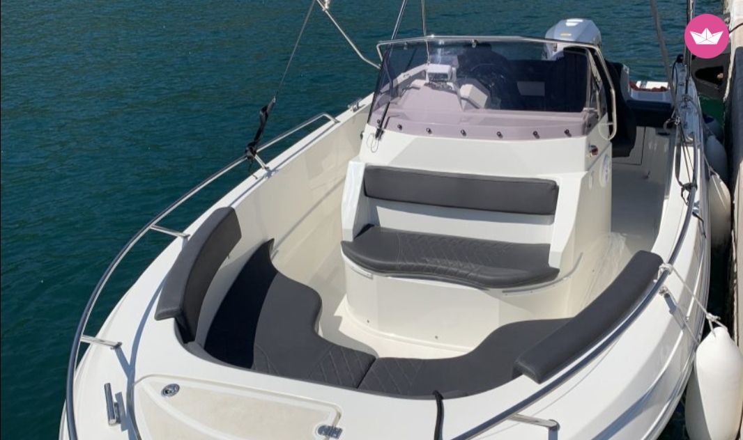 Bateau à moteur Atlantic Marine Open 670 2