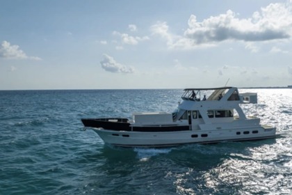 Rental Motor yacht Bruce Roberts 72 Puerto Aventuras