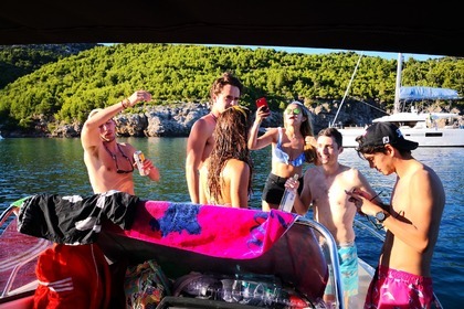 Quicksilver 675 open activ