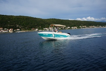 Charter Motorboat SAVER 19 OPEN Rab
