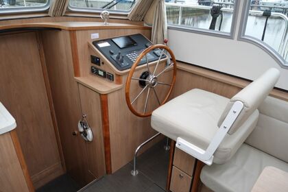 Linssen grand sturdy 30.0 sedan - motoboot -