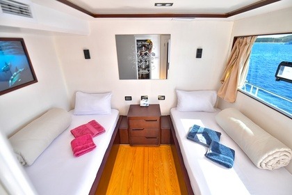 South Moon One – Red Sea Liveaboard Diving Experience