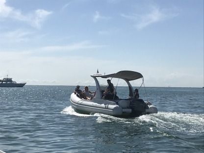 Charter RIB Gommone Revenger 24 La Spezia