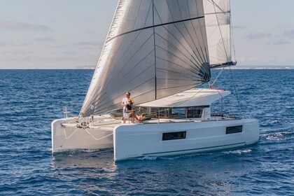 Charter Sailboat Lagoon Lagoon 400 Trogir