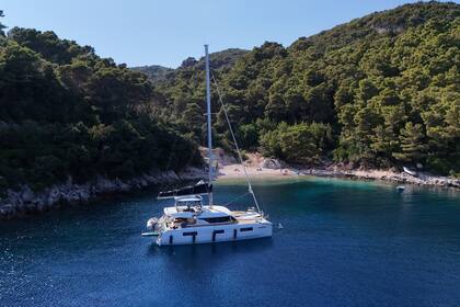 Lagoon 46 CHANGES. Dingy 25 PH FREE!