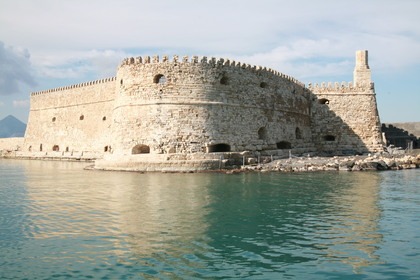 Sunset Cruise to Dia Island