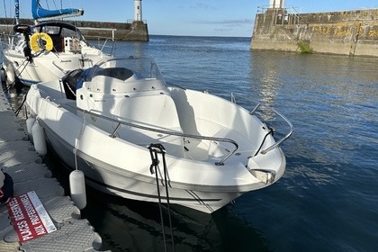 Charter Motorboat Beneteau Flyer 550 Arradon