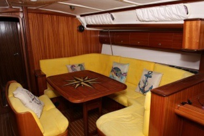 Bavaria 44 Cruiser – Elegance, space and comfort without compromise