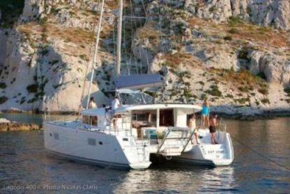 Location Catamaran Lagoon 400 Huahine