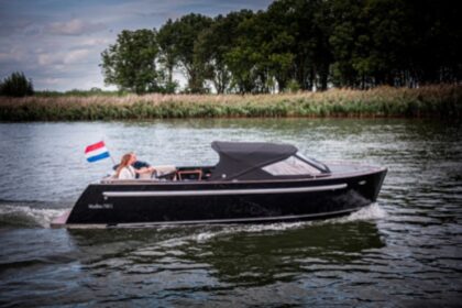 Verhuur Motorboot Maxima 730 Leiden