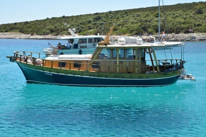 Rental Motorboat CA Tiho Zadar