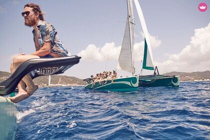Hyra båt Katamaran LBV 35 Marbella
