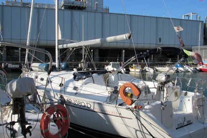 Noleggio Barca a vela BENETEAU Cyclades 43.3 Genova