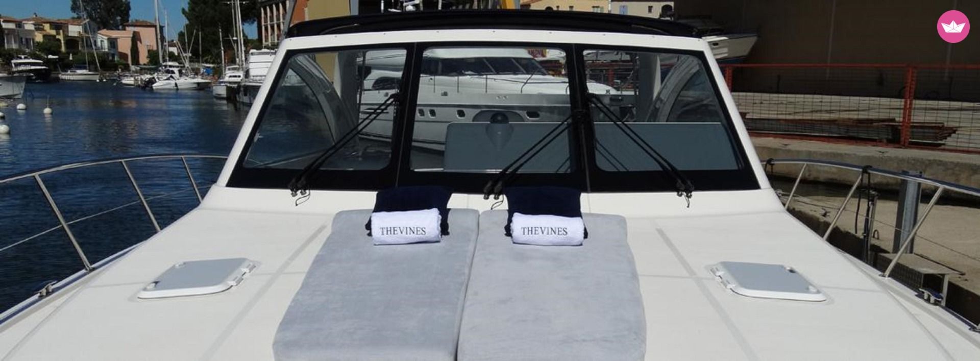 Charter motorboat in Cavalaire-sur-Mer  