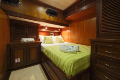 Elegant Wooden Guler for 8 Guests in Gocek