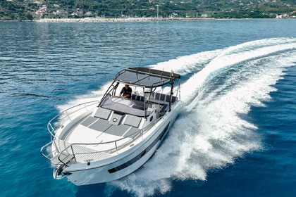 Charter Motor yacht Saver 330 WA Patti