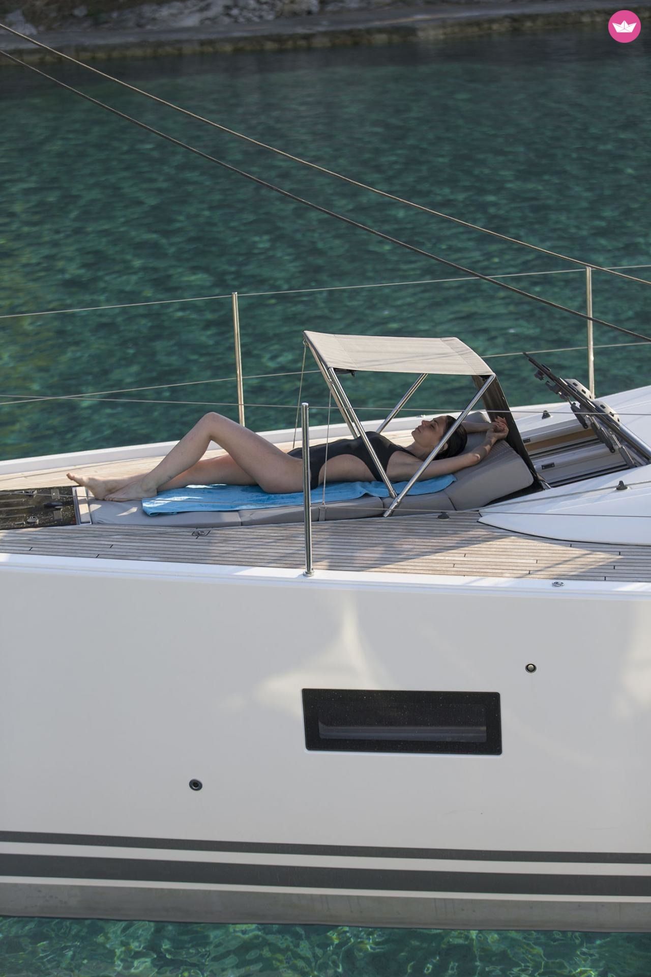 Noleggio Jeanneau Jeanneau 54