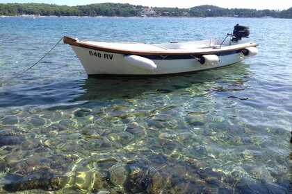 Hire Boat without licence  Traditional Built Wooden Pasara Rovinj