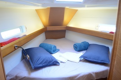 Jeanneau 419 - "Luka Ploče"