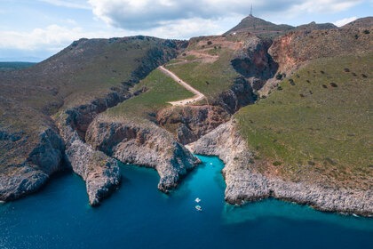 Rental Motorboat Protagon 25 Sundeck 2024 Marathi