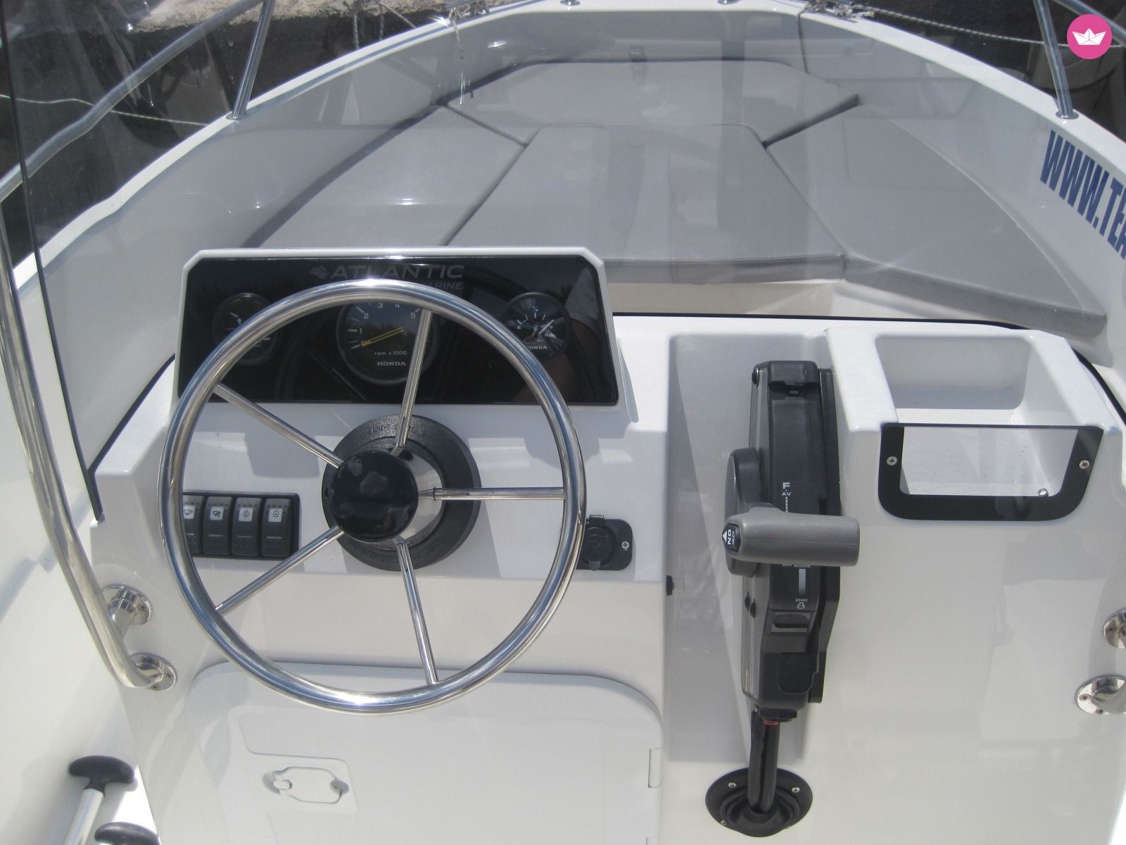 Motorboat Atlantic Marine Open 490  