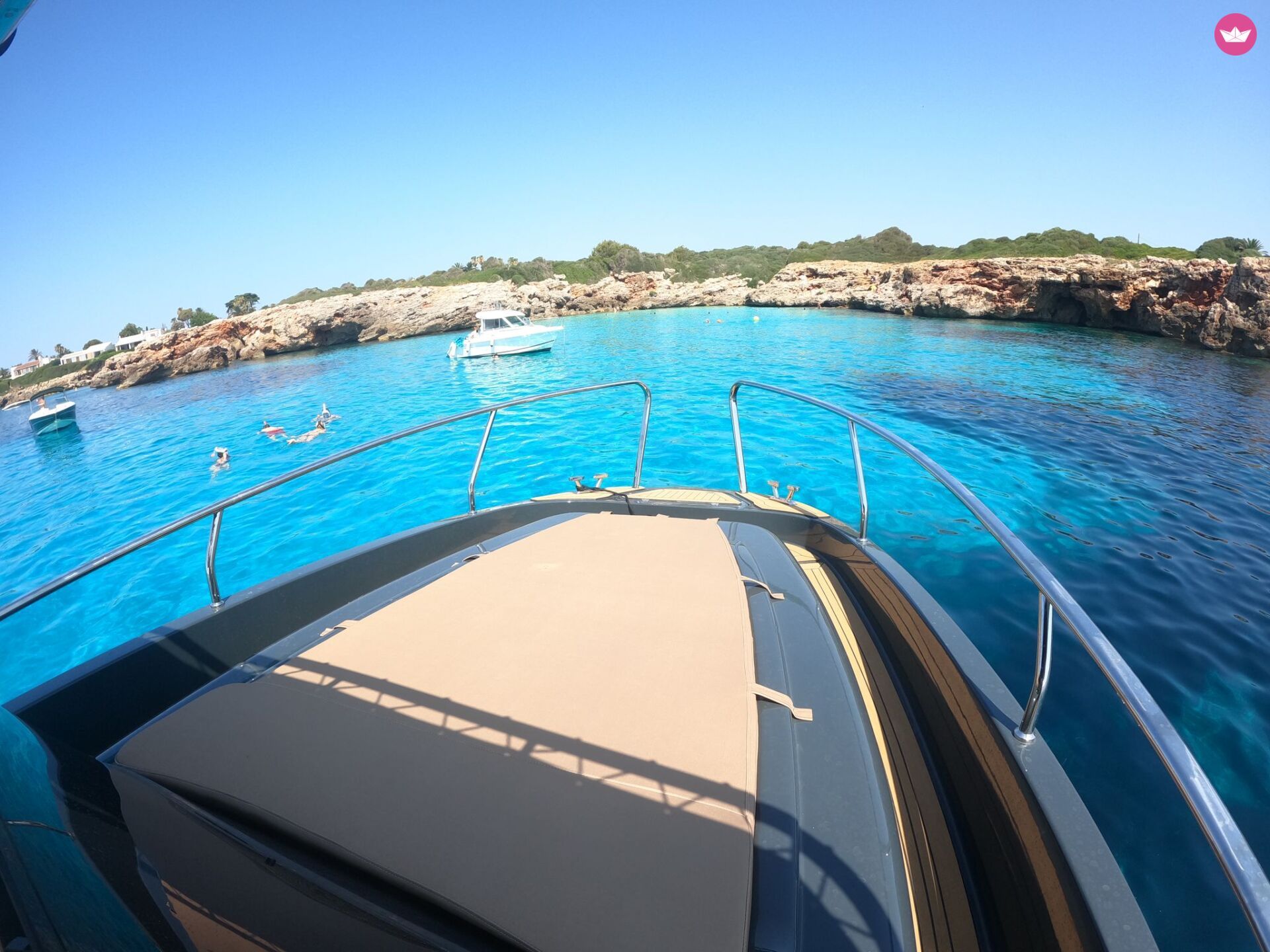 Bateau à moteur MOONDAY 780 WA 250cv 4
