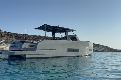 Charter Motorboat De Antonio 42 Open Laurium