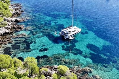 Rental Catamaran Robertson & Caine Leopard 45 Split