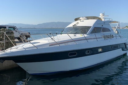 Noleggio Barca a motore Sealine SEALINE 450 Kavala