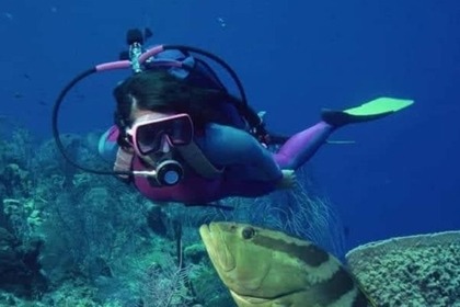 Hire Motorboat Apreamare Smeraldo 8 Cabinato Aegina