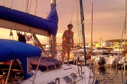 Beneteau First 42s7 - Traditionell sardisk mat ombord