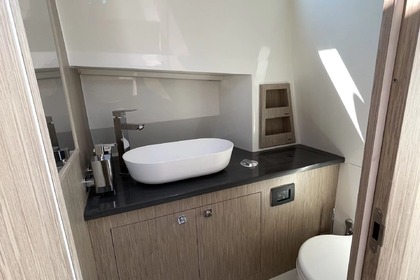 Gommone Cabinato Renier R10 Tourer