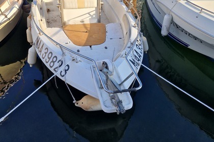 Hire Motorboat nautica salpa 20 gt Istres