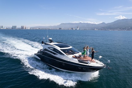 Hire Motorboat Marquis 50` Puerto Vallarta