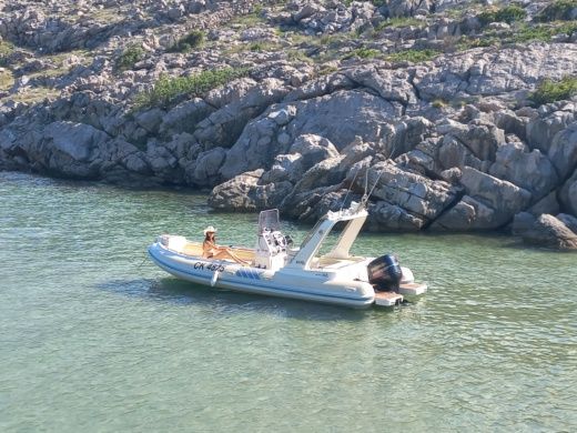 Charter Nautica Futura Zeus 630 RIB (2008) in Crikvenica - Click&Boat