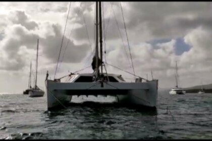 Hire Catamaran sourisse 52' Caribbean