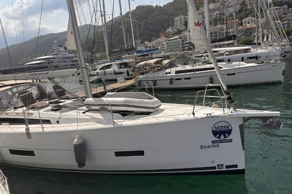 Hire Sailboat  Dufour 430 Fethiye