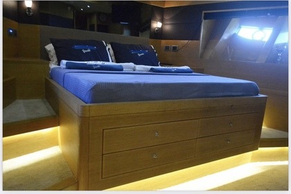 30mt Amazing superyacht with jacuzzi B1