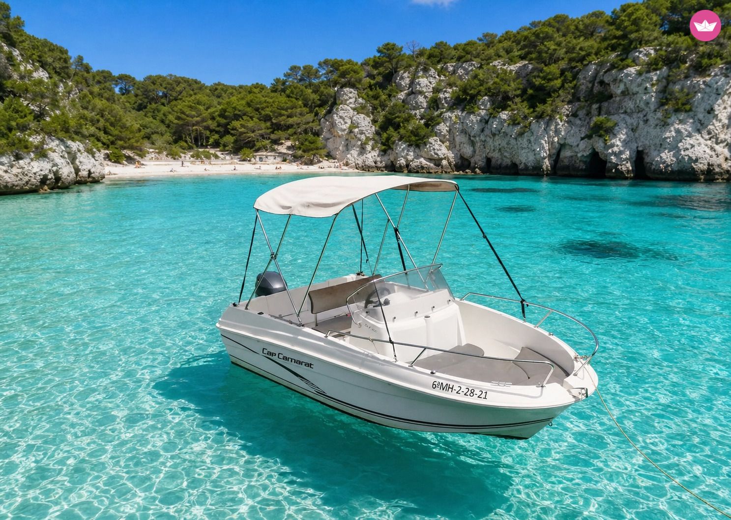 Bateau à moteur Jeanneau