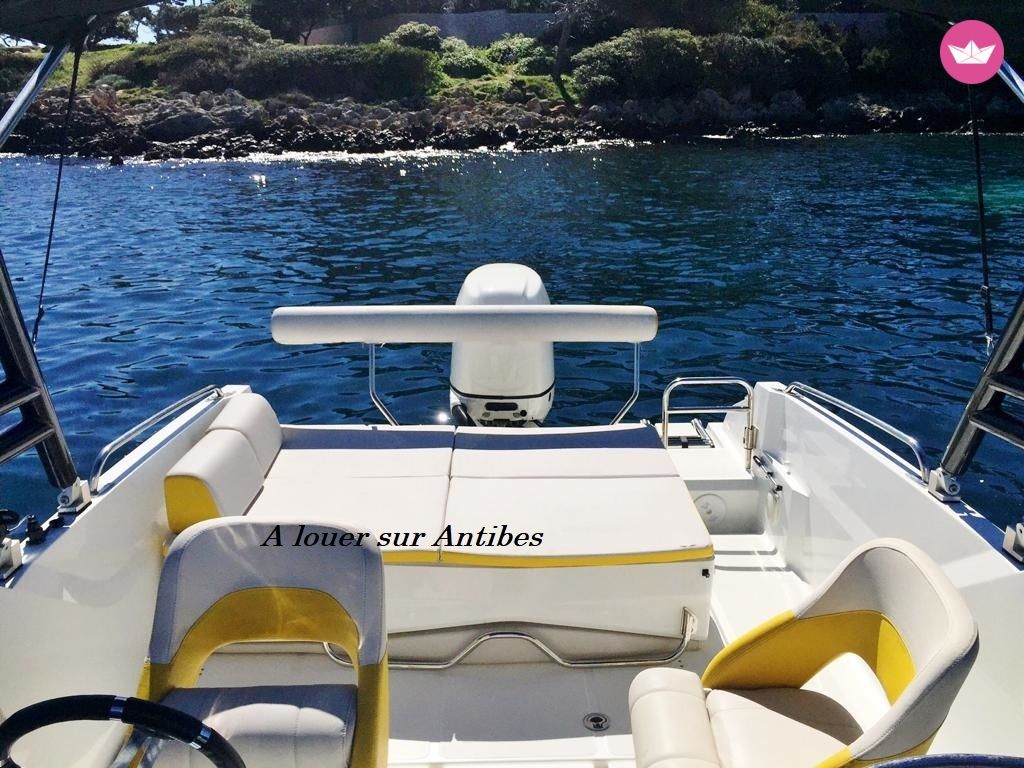 Location Bateau à moteur Beneteau Flyer 6 Sportdeck 175 Ch Open Tour De Wake Antibes