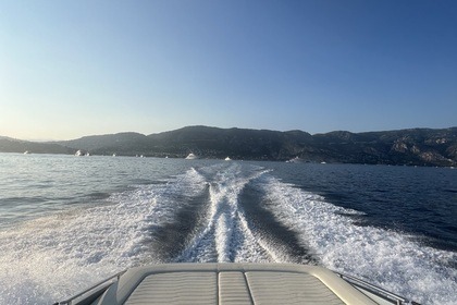 Hire Motorboat Cranchi Cranchi E26 Nice