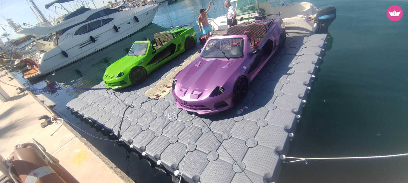 Bateau à moteur jetcars jetcar 4
