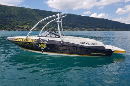 Hire Motorboat bayliner boats 175 BR flight series Annecy