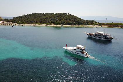 Rental Motorboat Fairline 52 squadron Chalkidiki