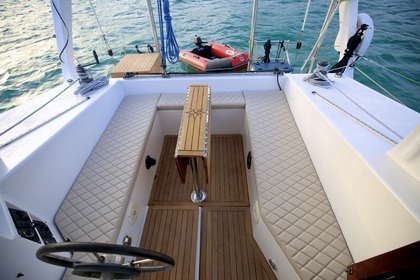 Private DAY CHARTER Catamaran Dean 365