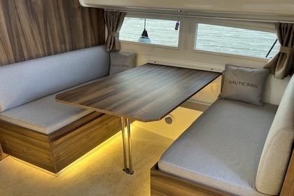 NAUTIC 900