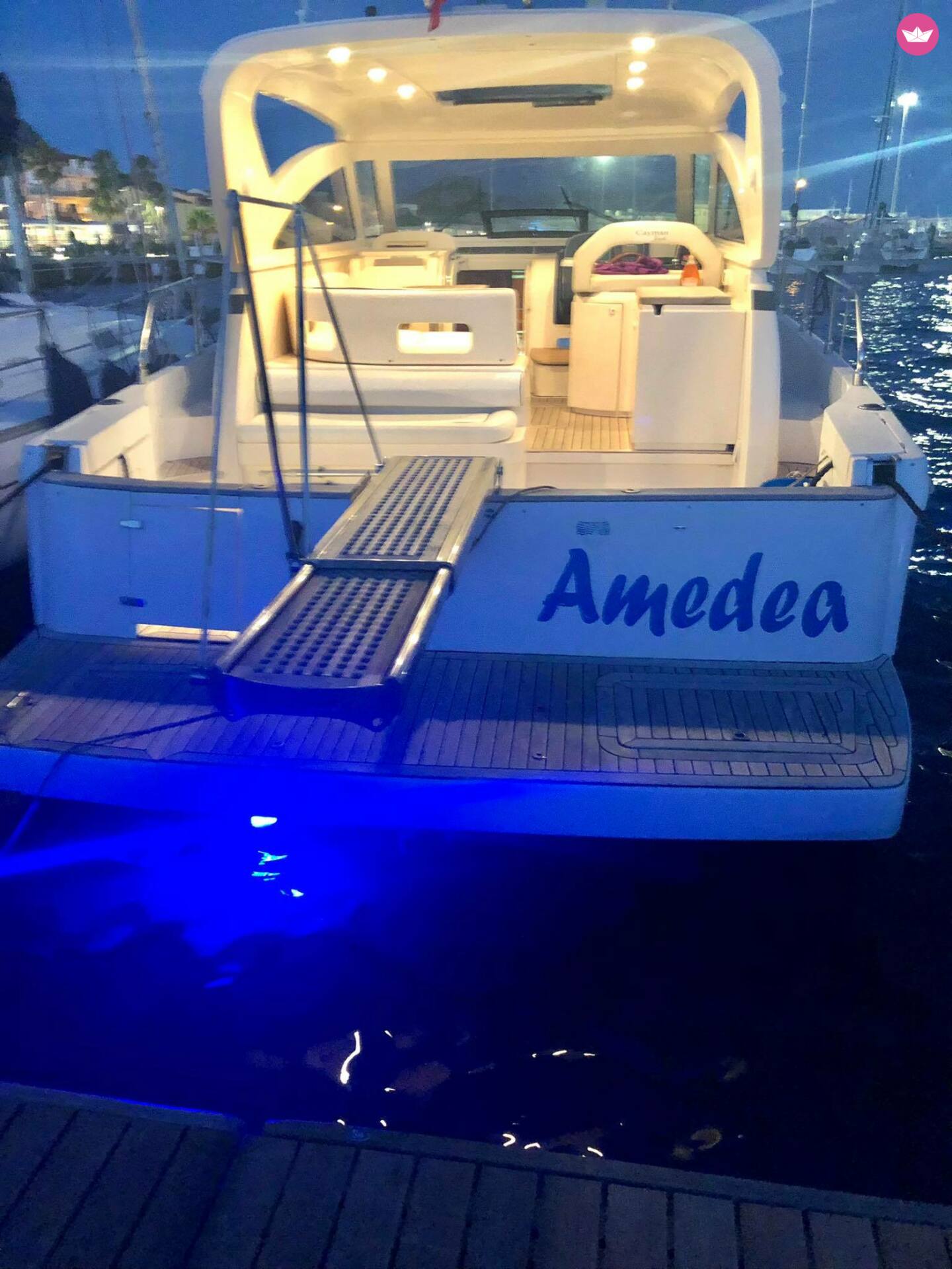 Czarter Cayman Yacht Cayman 38 Wa