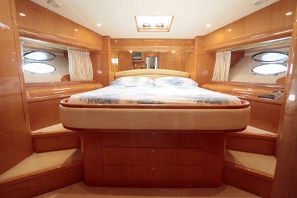 Prachtig Uniesse 55 Fly-jacht