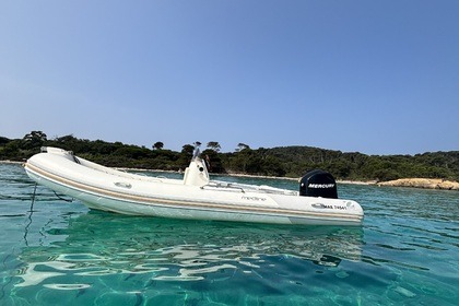 Location Semi-rigide Zodiac Medline 550 Hyères